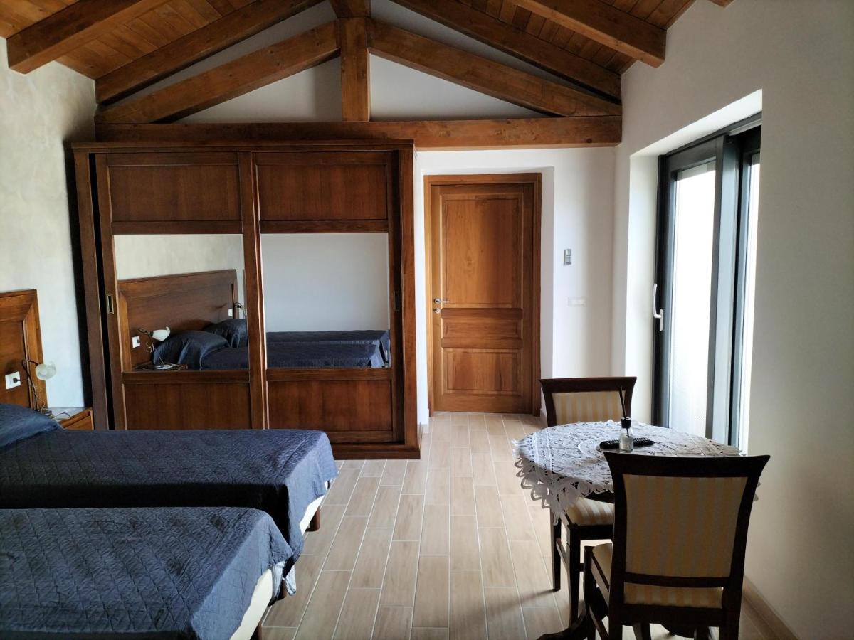 Agriturismo Dipinto Dal Sole Padula Exterior foto
